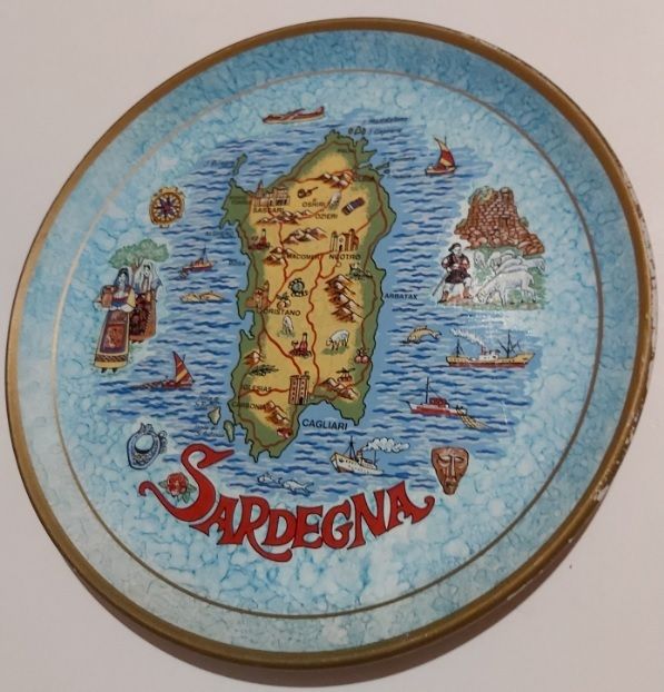 Piatto da Muro Parete RARO CON ERRORE Souvenir Sardegna Cartina Geografica Piatto da Muro Parete RARO CON ERRORE Souvenir Sardegna Cartina Geografica