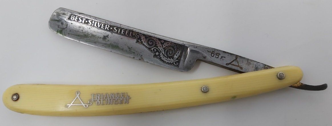 Rasoio a mano libera professionale Barber Shop lama Solingen marca Triangel Rasoio a mano libera professionale Barber Shop lama Solingen marca Triangel