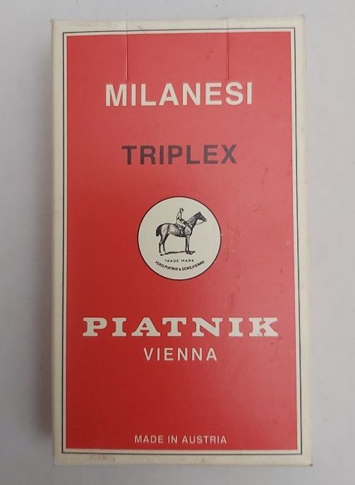 Mazzo Carte Gioco Regionali Milanesi Piatnik Vienna Plasticate Triplex. Mazzo Carte Gioco Regionali Milanesi Piatnik Vienna Plasticate Triplex.