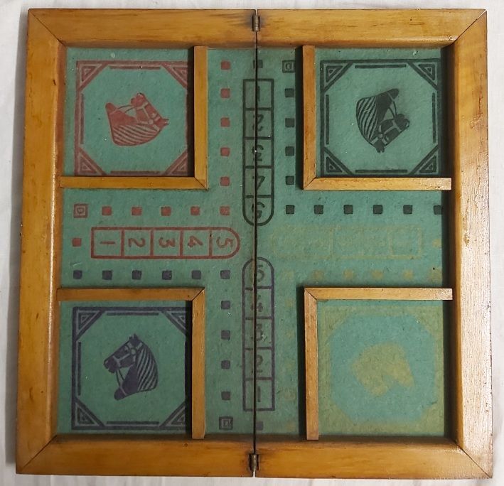 Antico Gioco da Tavolo Piccoli Cavalli Piano Pieghevole Antico Gioco da Tavolo Piccoli Cavalli Piano Pieghevole