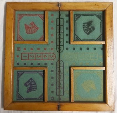 Antico Gioco da Tavolo Piccoli Cavalli Piano Pieghevole Antico Gioco da Tavolo Piccoli Cavalli Piano Pieghevole