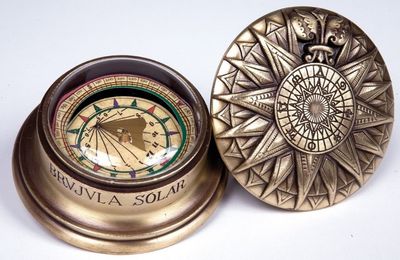 Bussola Solare Solar Compass Bussola Solare Solar Compass