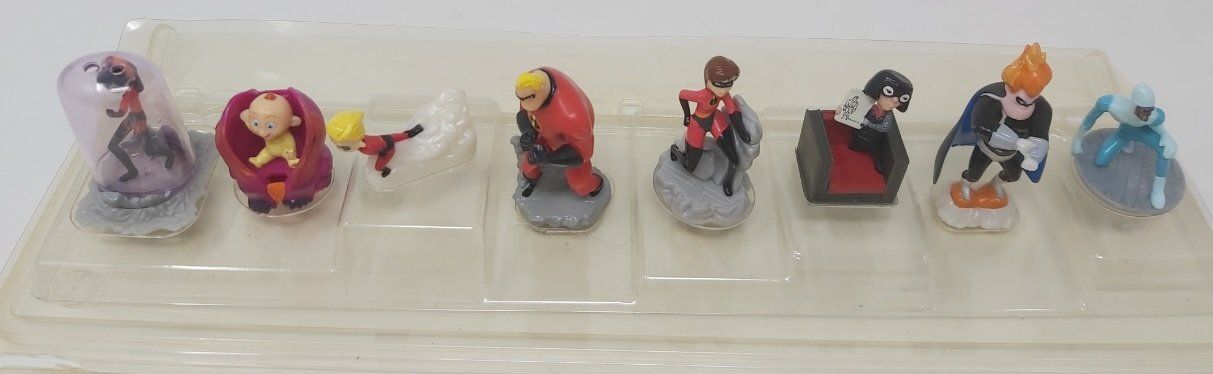 Blister Pupazzi Gli Incredibili Action Disney Pixar Set di 8 Pupazzi Anno 2005-2006 (da Collezione) Blister Pupazzi Gli Incredibili Action Disney Pixar Set di 8 Pupazzi Anno 2005-2006 (da Collezione)