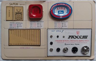 Campionario Cartella Tabella Antica Merceria Giulio Fiocchi Bottoni Automatici a Pressione e Spilli SAP4 Campionario Cartella Tabella Antica Merceria Giulio Fiocchi Bottoni Automatici a Pressione e Spilli SAP4