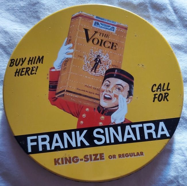 CD Musicale Frank Sinatra The Voice con Custodia Tonda Latta Tin Box 1993 CD Musicale Frank Sinatra The Voice con Custodia Tonda Latta Tin Box 1993
