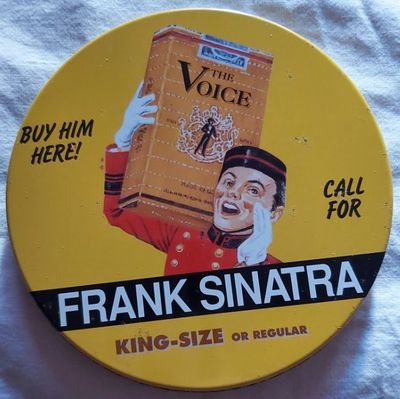 CD Musicale Frank Sinatra The Voice con Custodia Tonda Latta Tin Box 1993 CD Musicale Frank Sinatra The Voice con Custodia Tonda Latta Tin Box 1993