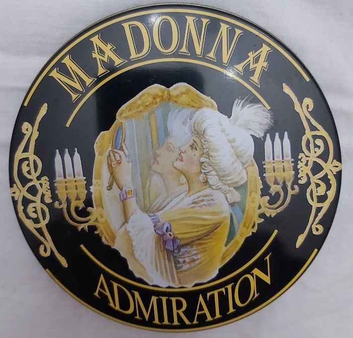 CD Musicale Madonna Admiration Custodia Tonda Latta Tin Box 1993 CD Musicale Madonna Admiration Custodia Tonda Latta Tin Box 1993