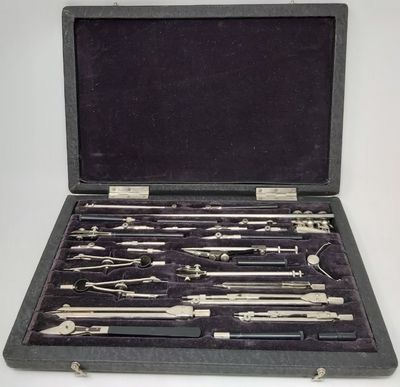 Cofanetto Set di Compassi Russa Vintage Cofanetto Set di Compassi Russa Vintage