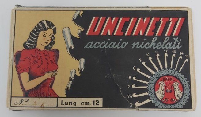 Confezione Uncinetti Acciaio Vintage Confezione Uncinetti Acciaio Vintage