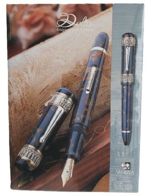 Espositore Cartonato Pubblicitario Penna Stilografica Venezia Delta Artigiani della Scrittura 1998 Espositore Cartonato Pubblicitario Penna Stilografica Venezia Delta Artigiani della Scrittura 1998