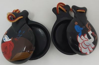 Coppia di Nacchere Originali Spagnole in Plastica Dura e Dipinte Coppia di Nacchere Originali Spagnole in Plastica Dura e Dipinte