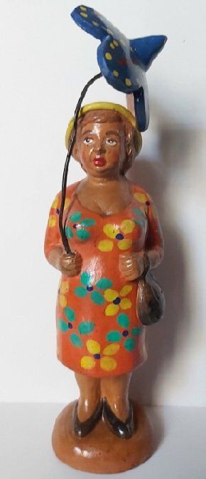 Fischietto Terracotta Pugliese Donna con Ombrellino Blu e Borsetta FTPD Fischietto Terracotta Pugliese Donna con Ombrellino Blu e Borsetta FTPD