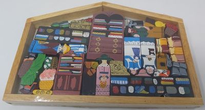 Giocattolo Casetta Mobili e Personaggi Oggetti in Legno Artives Museum Collection Giocattolo Casetta Mobili e Personaggi Oggetti in Legno Artives Museum Collection