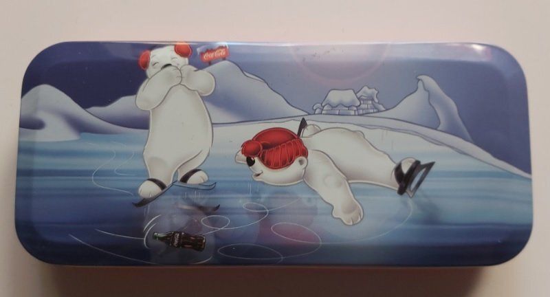 Scatoline Latta Partapenne Stypen Coca Cola Orsi Ghiaccio Bottiglie Coke Scatoline Latta Partapenne Stypen Coca Cola Orsi Ghiaccio Bottiglie Coke, Portapenne Latta Coca Cola: Orsi su Ghiaccio