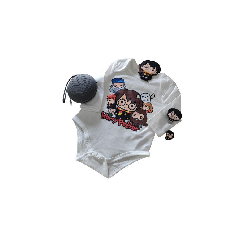 BODY HARRY POTTER BLANCO MANGA LARGA, CON CHUPETERO, MORDEDOR  Y PORTACHUPETES