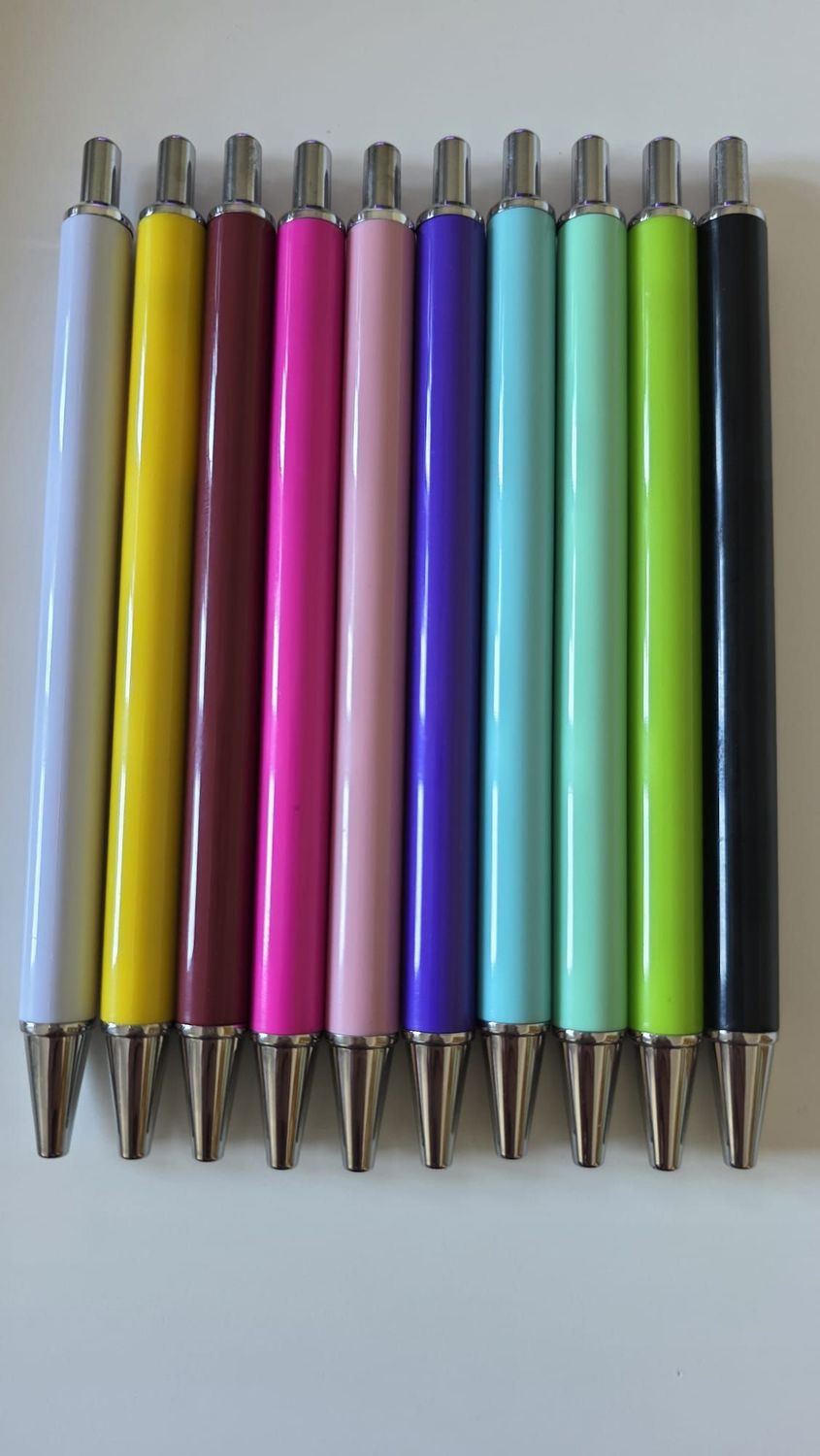 BOLIGRAFOS DE COLORES PARA PERSONALIZAR CON STICKERS (Mirar en la descripción los que ya están vendidos por favor) BOLIGRAFOS DE COLORES PARA PERSONALIZAR CON STICKERS (Mirar en la descripción los que ya están vendidos por favor)