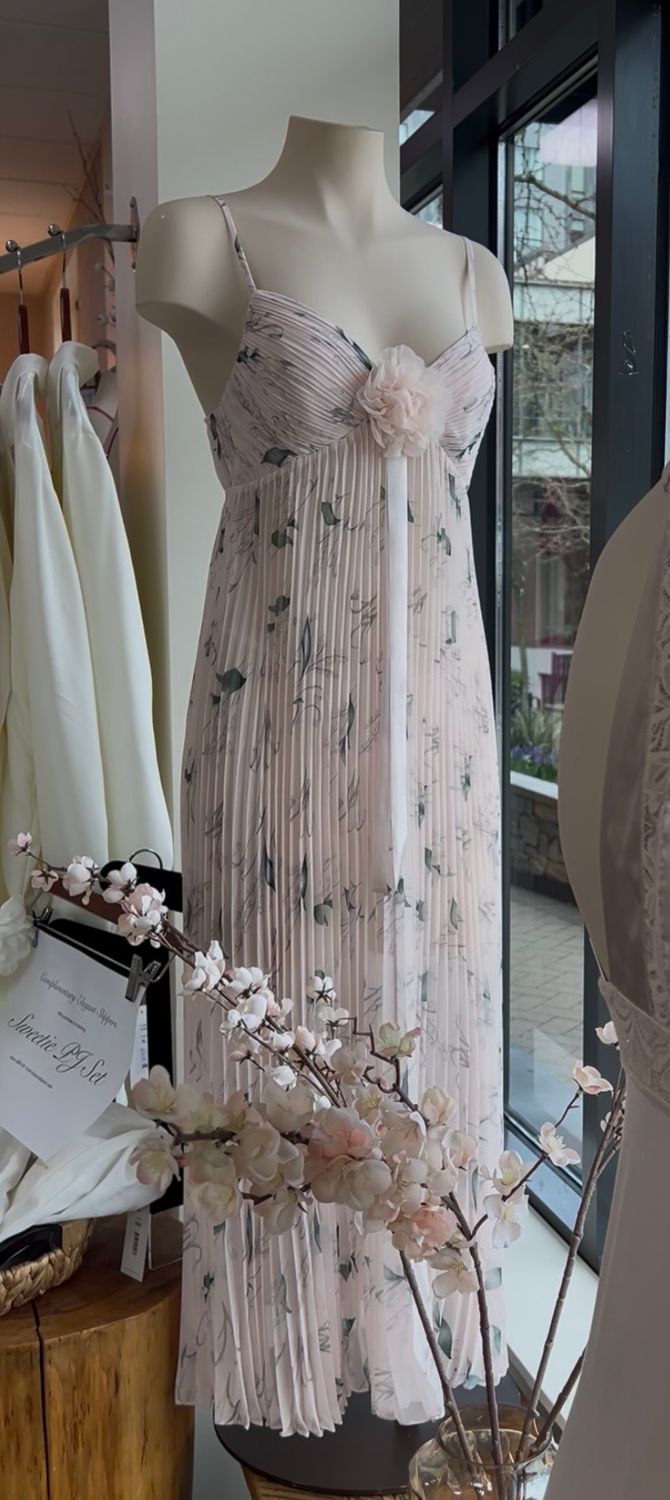 Breeze Gown Set 1082