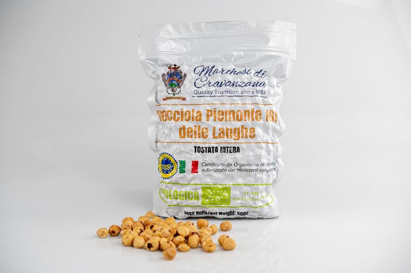Nocciola Piemonte IGP delle Langhe Tostata intera - BIOLOGICA Nocciola Piemonte IGP delle Langhe Tostata intera - BIOLOGICA