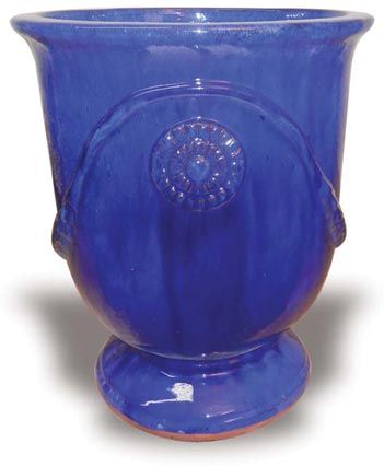 Medallion Urns Blue 15½”H x 12″W