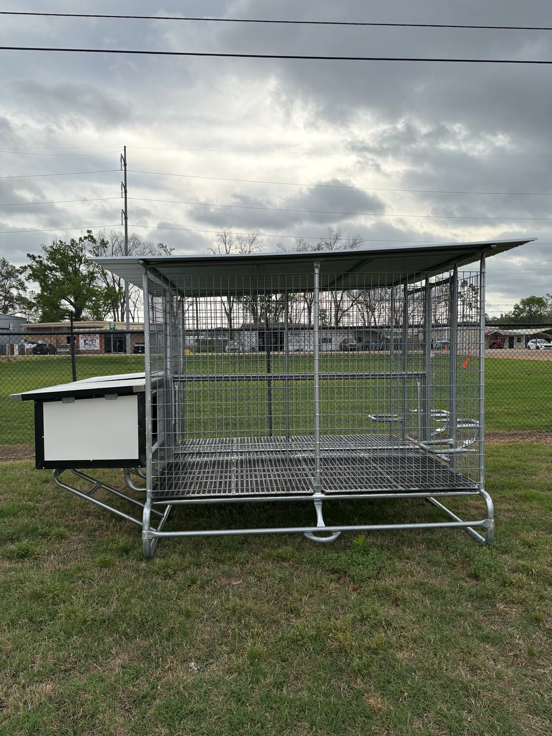 2 Bay Dog Kennel With top and Skids White Dog House &amp; Flip Divider