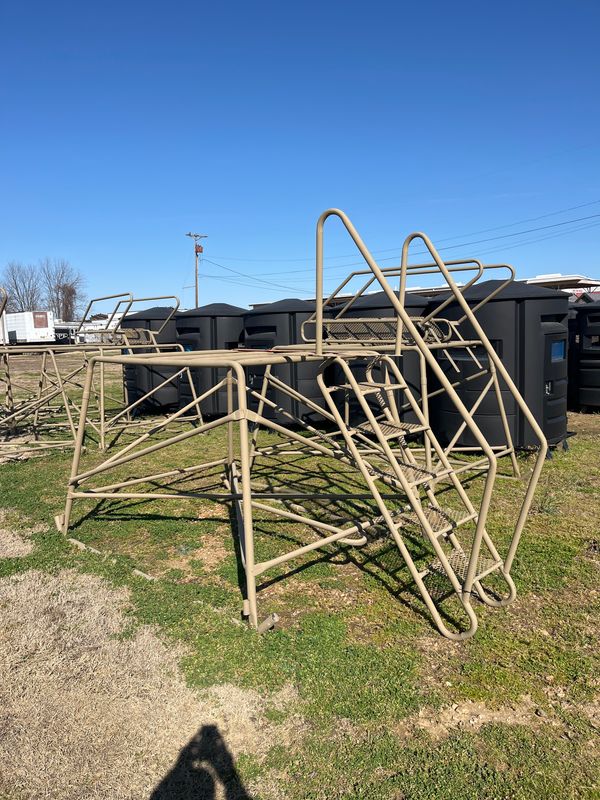 Metal Universal Tower Riser 5'