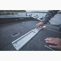 Millennium Marine Track System 32”