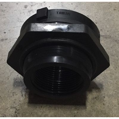 Tank Bung Fitting Dbl Thread Poly 1 1/4"