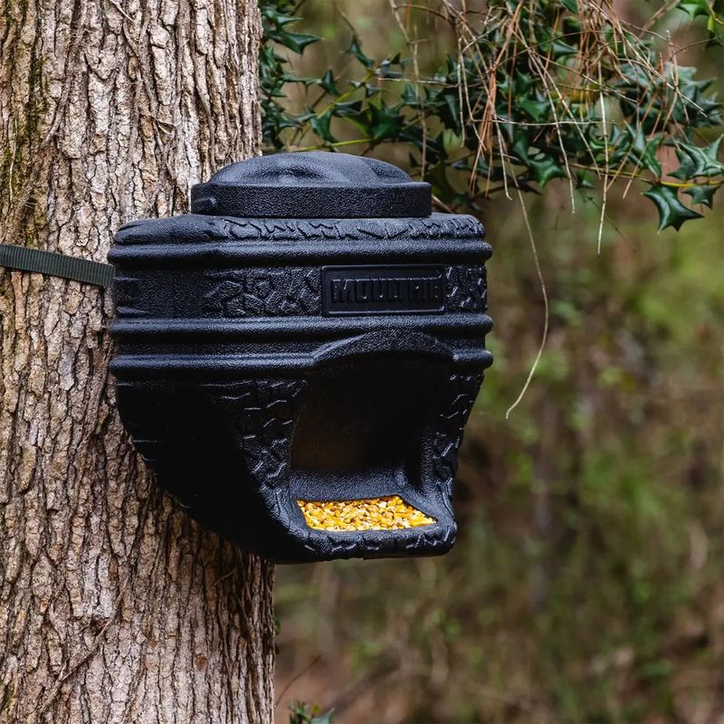 Moultrie Feed Bin Gravity Feeder 40#