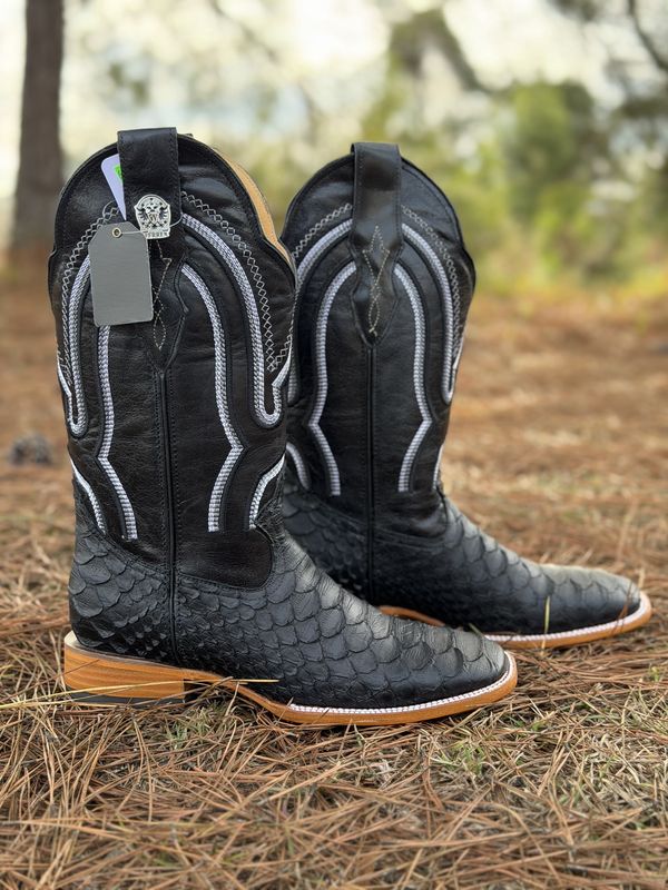Ferrer Black Python