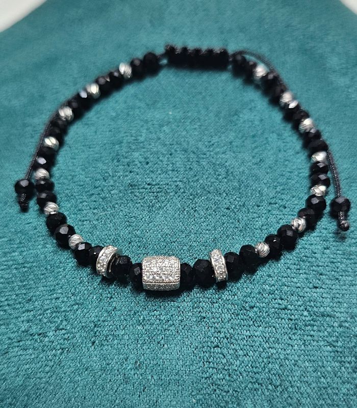 Black Beaded Bracelet for Men & Women – Sterling Silver Center Bead – Adjustable Minimalist Bracelet – Gift for Him or Her – Handmade UK