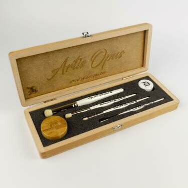 Series D - Brush Set