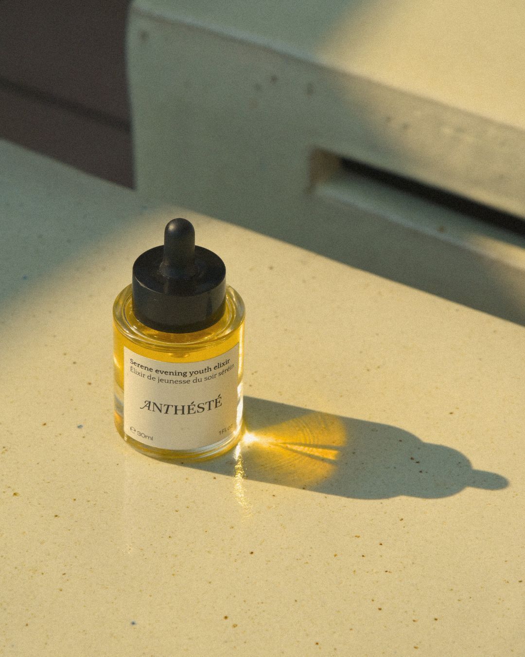 Élixir de jeunesse du soir serein – Huile visage au rétinol végétal Élixir de jeunesse du soir serein – Huile visage au rétinol végétal