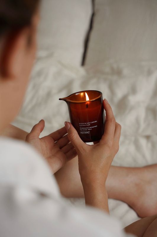 La bougie de soin corporelle Nourrissante