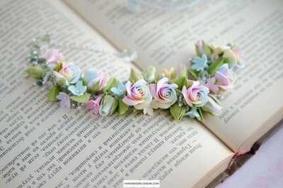 Bracelet with pastel rainbow roses, Tie dye bracelet, Multicolor roses