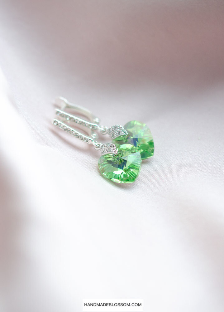 Swarovski "Green heart" crystals dangle earrings
