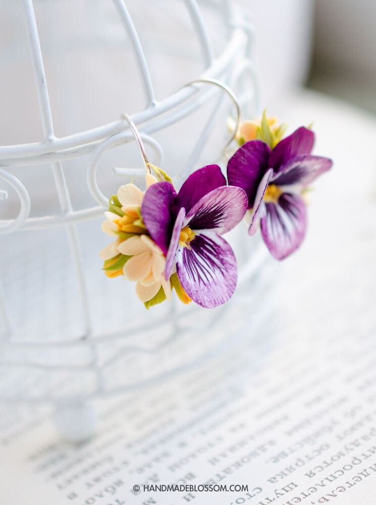 Pansy earrings, Yellow lilac