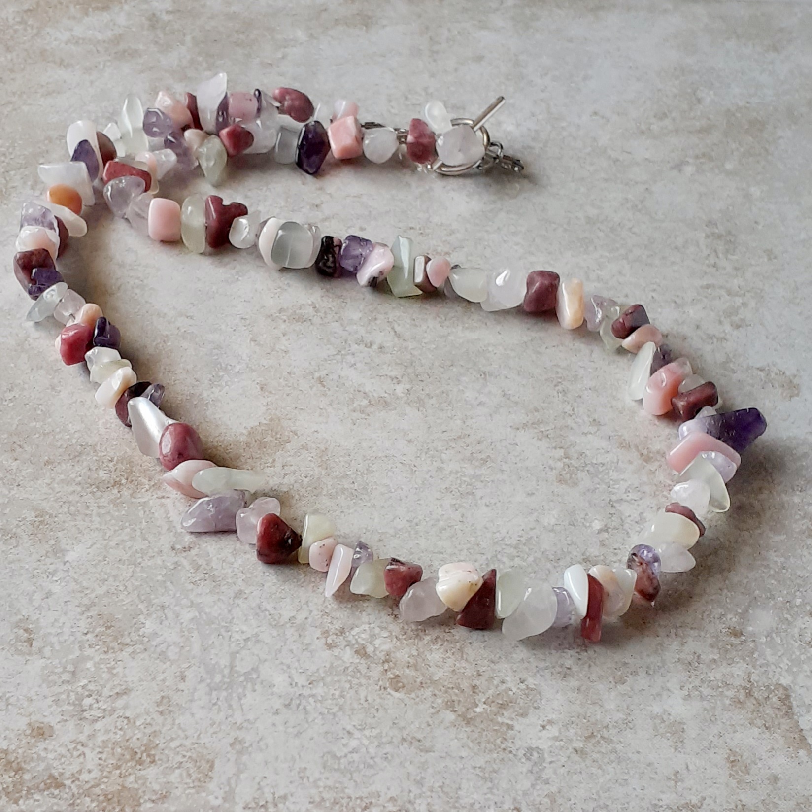 Blended Crystal Necklace Hug