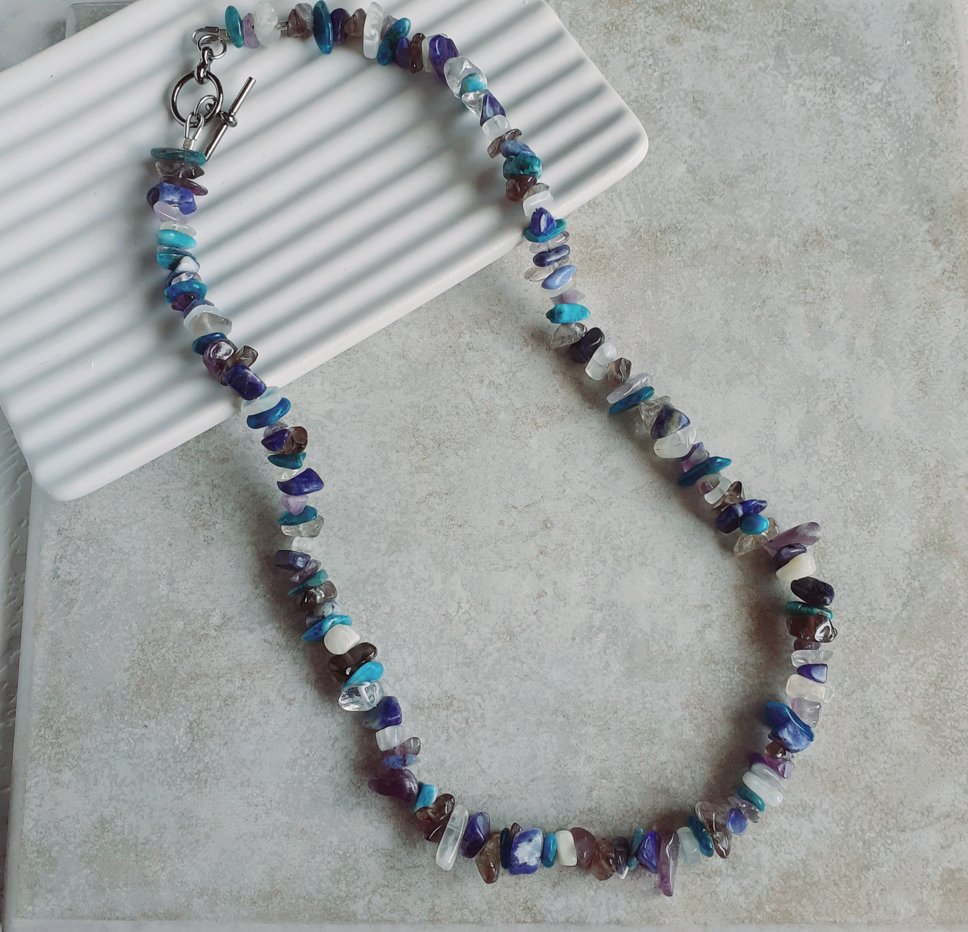 Blended Crystal Necklace Hug