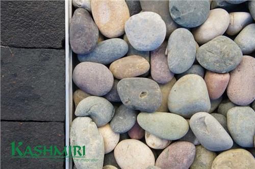 Kashmiri Sino Mixed Natural Pebble, Size: 50-80mm 20kg bag