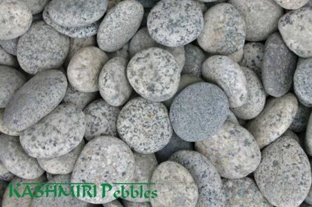 Kashmiri Speckled Pebbles, Size: 90-120mm 20kg bag