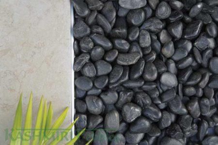 Kashmiri Polished Black Pebbles, Size: 8-12mm 20kg bag
