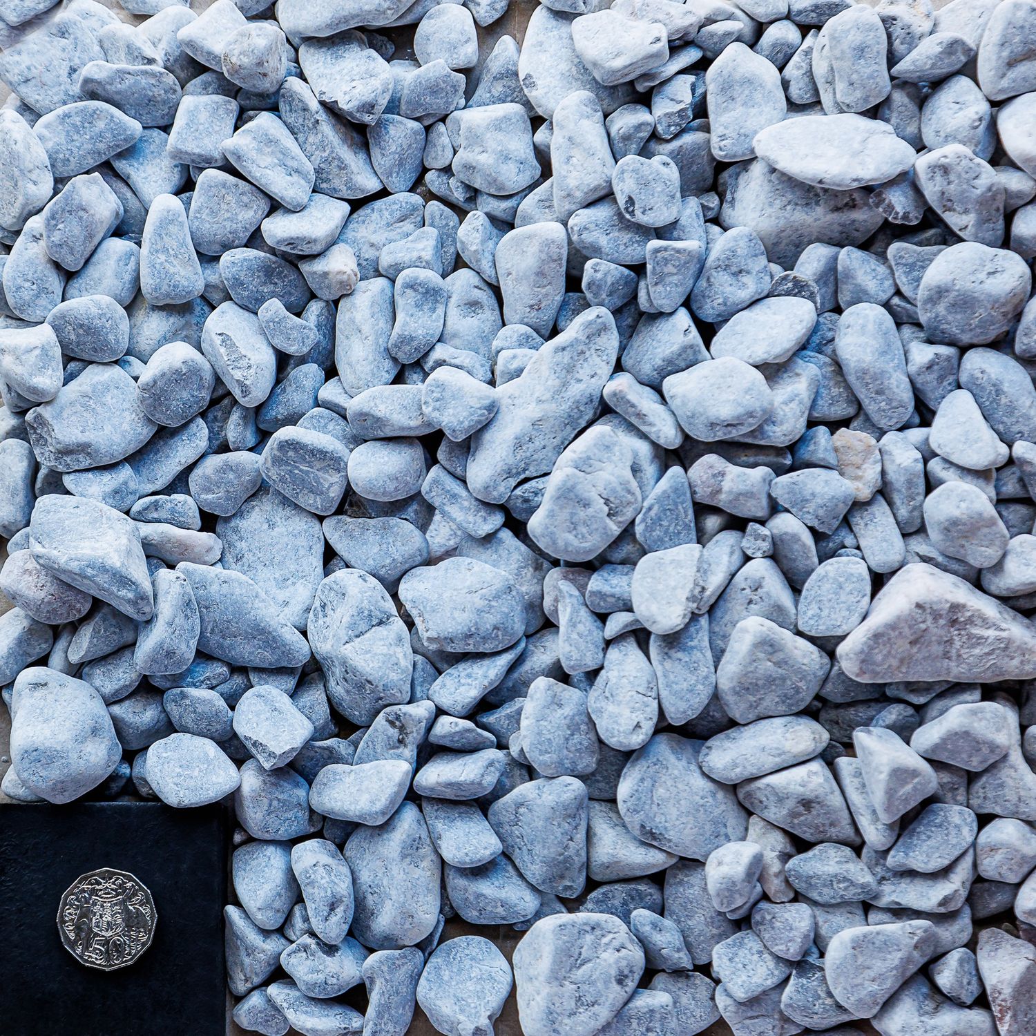 BLUE GREY 20 - 40MM TUMBLED PEBBLE 1 M3