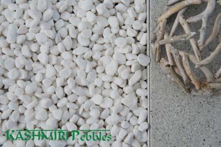 Kashmiri Snow White Pebbles, Size: 50-70mm 20kg bag