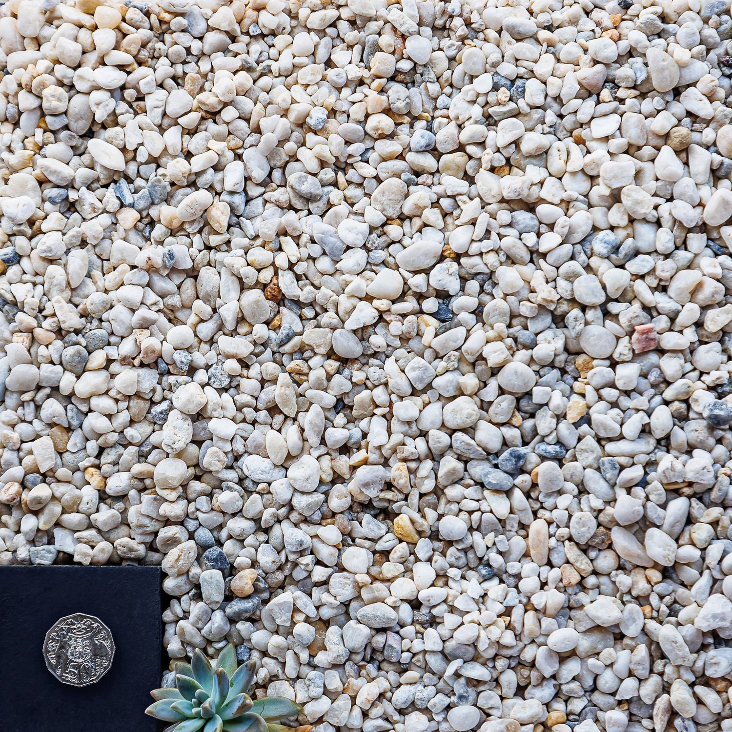 10mm White Quartz Pebble - 20kg bag