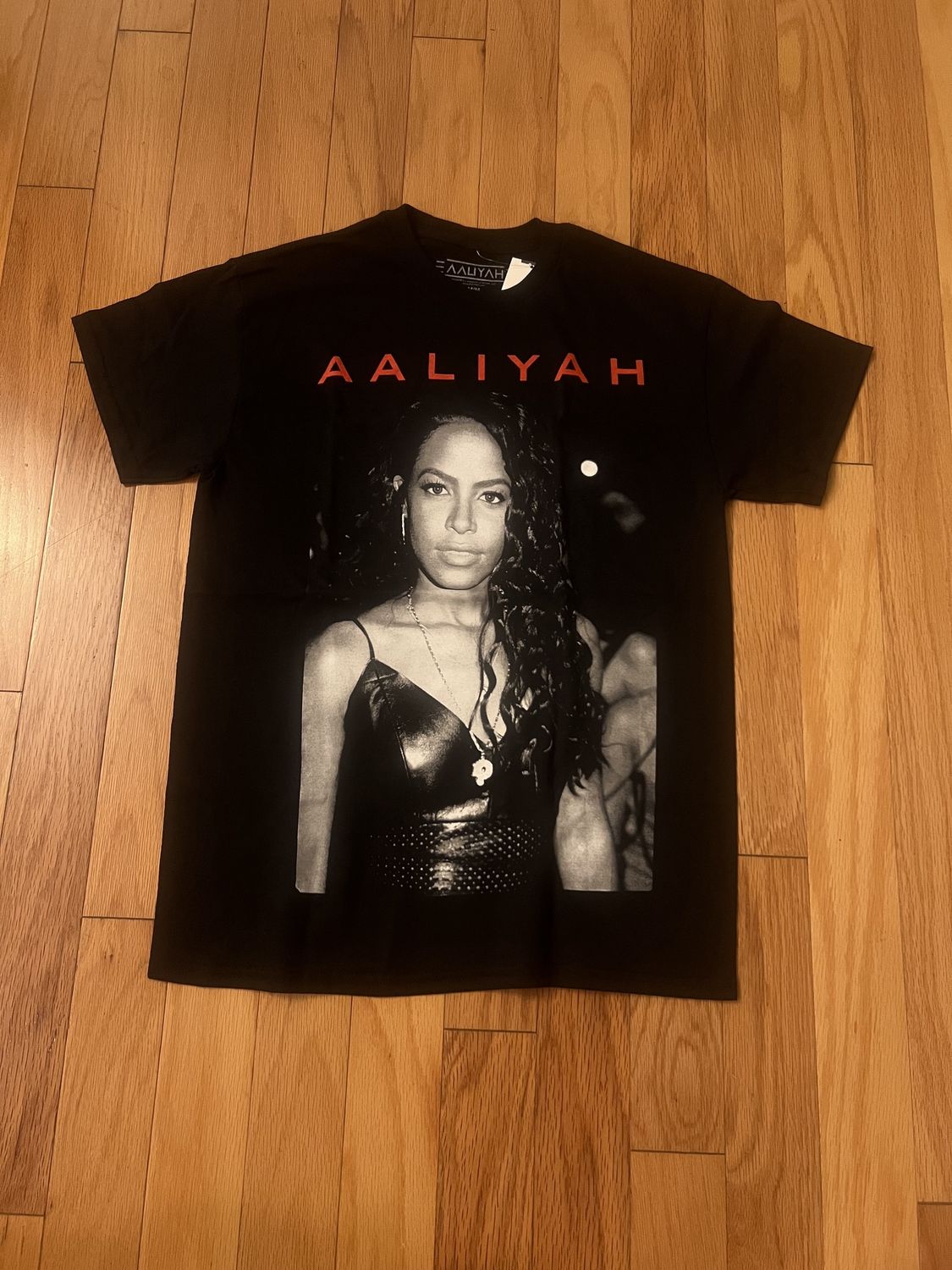 AALIYAH SS TEE