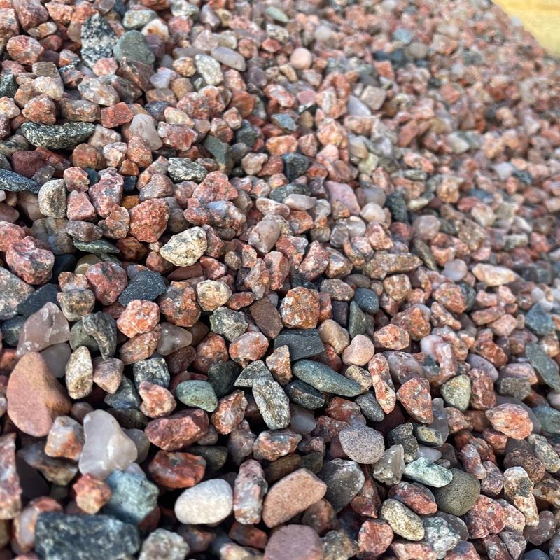 Pink Granite Chippings 10mm