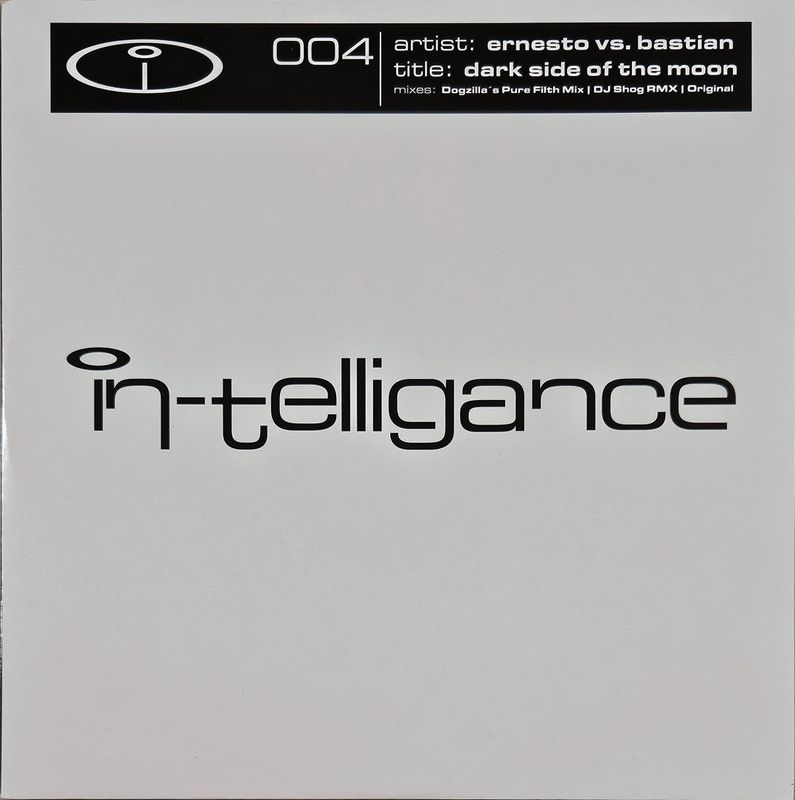 ERNESTO vs. BASTIAN – DARK SIDE OF THE MOON ERNESTO vs. BASTIAN – DARK SIDE OF THE MOON