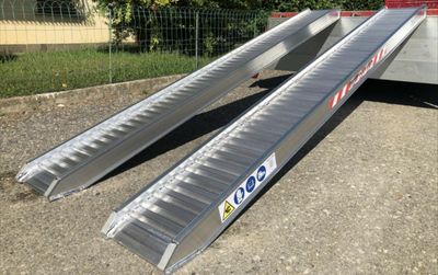 Rampes de chargement 3,5 m x 30/36 cm - 2750 kg