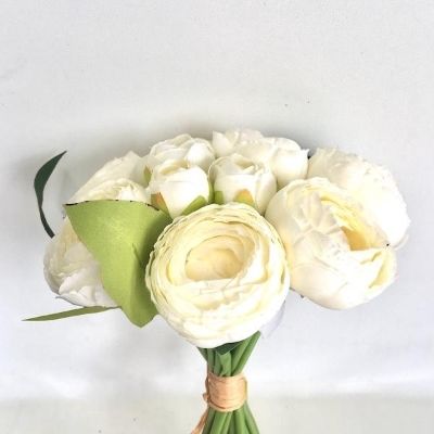 White Ranunculus Bundle 25cm