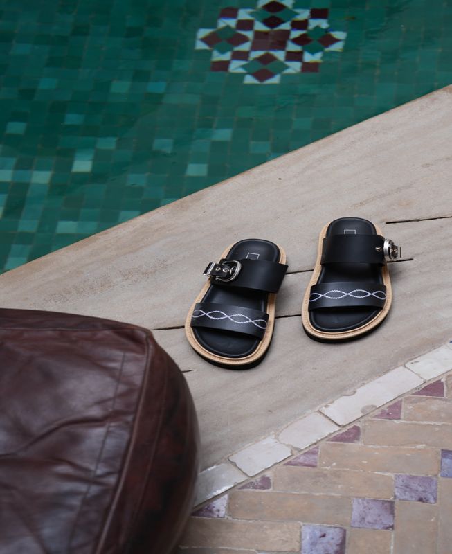 SIENNA SIYAH DERI TERLIK